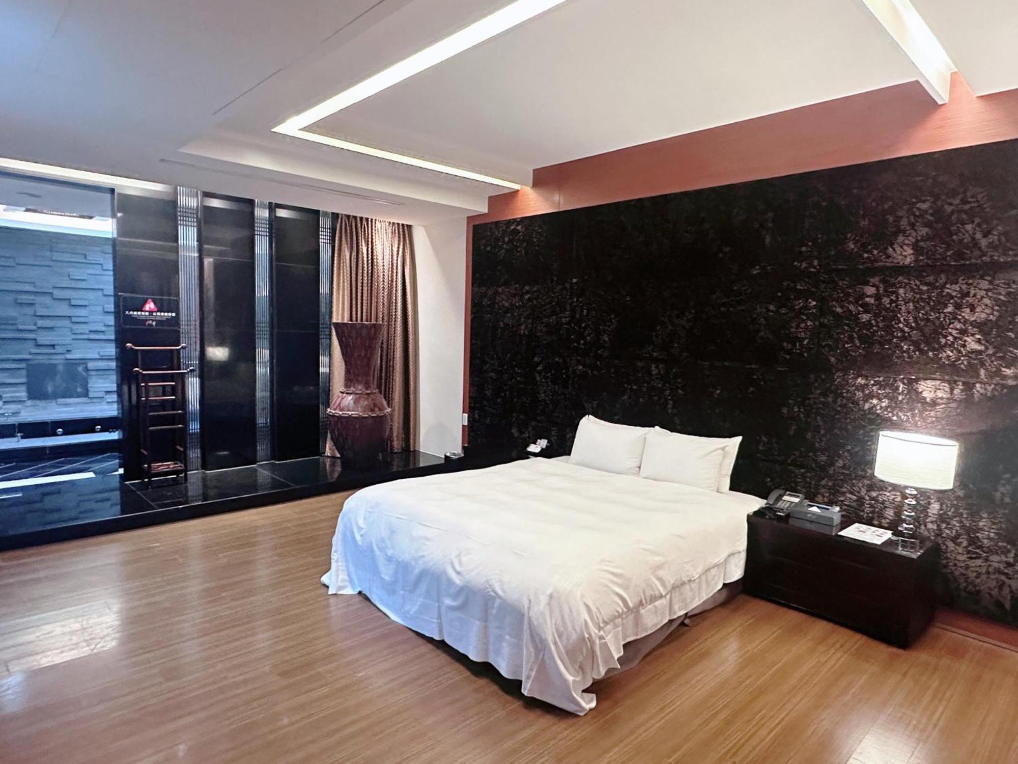 Orient Luxury Villa Motel Huwei Exterior foto